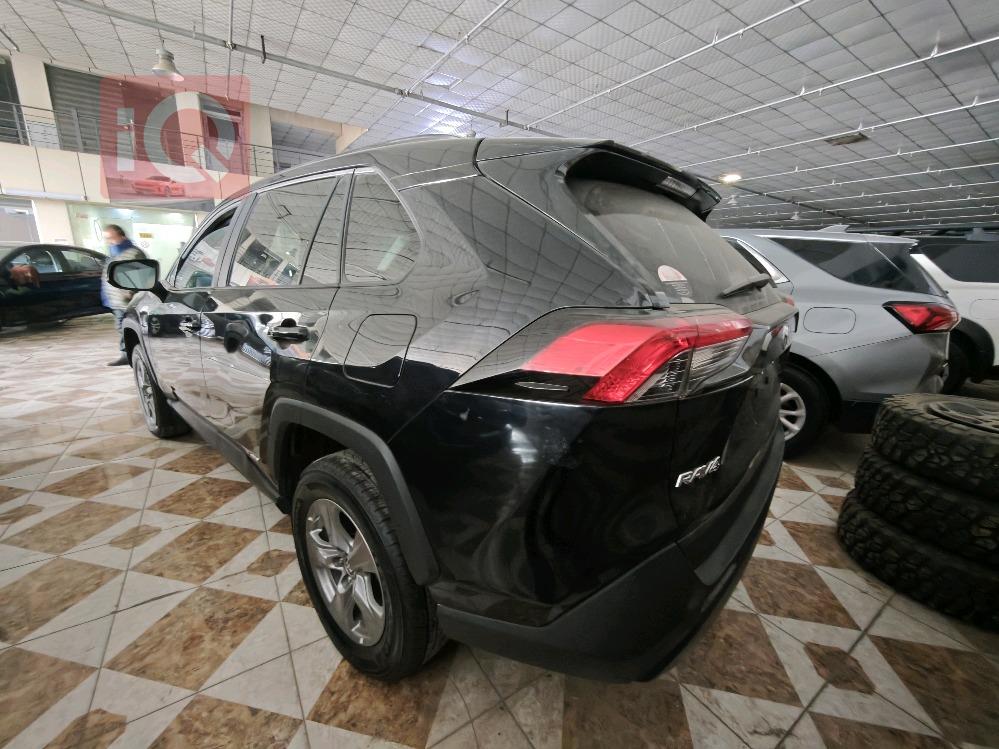 تويوتا راف 4